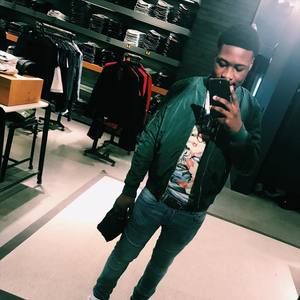 Meet your Posher, Dwayne